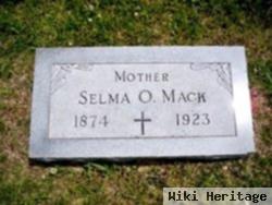 Selma O Mack