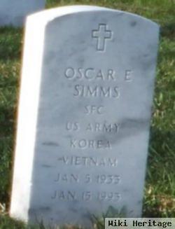 Oscar E Simms