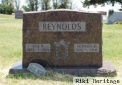 Vernon D Reynolds