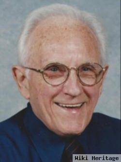 Ralph E Ozley, Sr