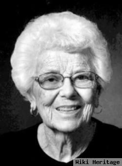 Juanita Ruth "pete" Lamp Knight