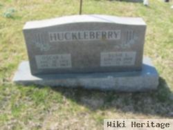 Oscar L Huckleberry