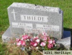 Clifford E Thiede