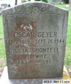 Julia Shontell Geyer