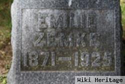 Emilie Zemke