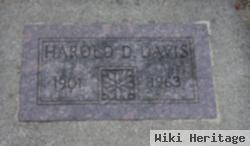 Harold D Davis