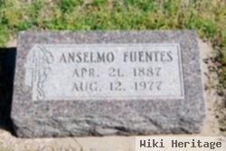 Anselmo Fuentes