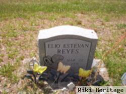 Elio Estevan Reyes