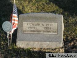 Richard N Pyle