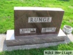 Arthur R Runge