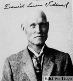 Daniel Larson Tidlund