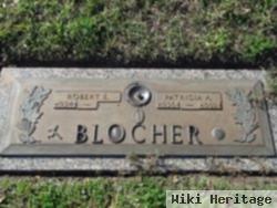 Robert Eugene "bob" Blocher