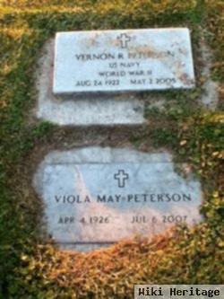 Vernon Peterson