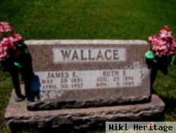 James E Wallace