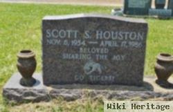 Scott S Houston