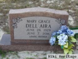 Mary Grace Dell'aira