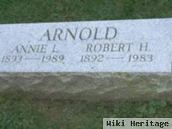 Robert H. Arnold