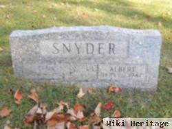 Tena Dykstra Snyder