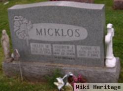 Helen M Horvath Micklos