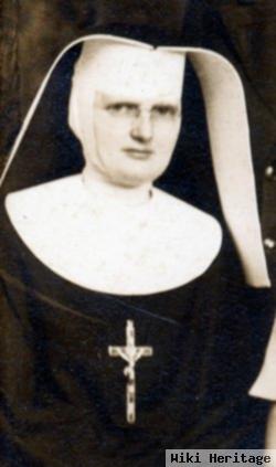 Sr Clarona Metz