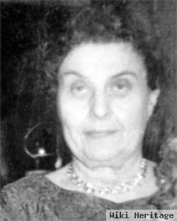 Nellie Edith "toot" Miller Lyle