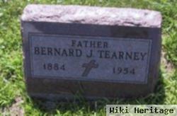 Bernard J Tearney