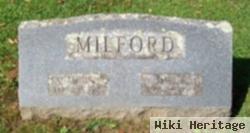 Earl R Milford