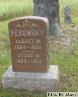 August W Pekowsky