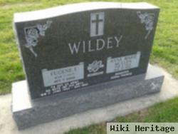 Eugene E Wildey