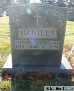 William W Daniels