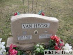 Helen Ruth Dowell Van Hecke