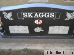 Jewell E Skaggs