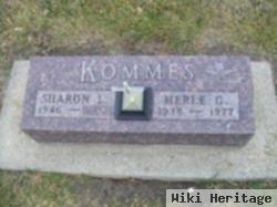 Merle G Kommes