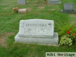 Eunice Gertrude Devries Bruursema