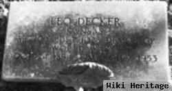 Leo Decker