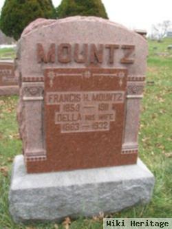 Della Smith Mountz