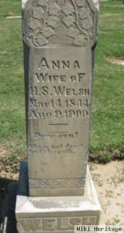 Anna Welsh