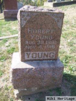 Robert Young