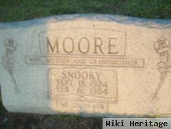 Faye Nell "snooky" Gilliam Moore