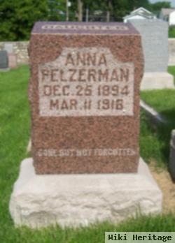 Anna Pelzerman