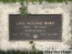 Laura E Ward