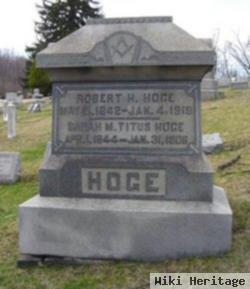 Sarah M Titus Hoge