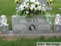 Melvin F Hicks