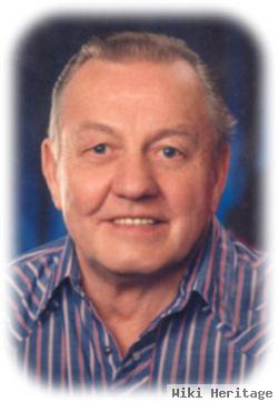 Chester L. "chet" Aubol