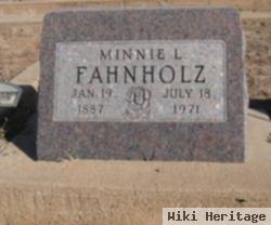 Minnie L Fahnholz