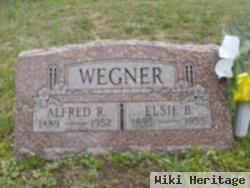 Eslie B Wegner