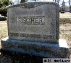 Alfred P Fischer