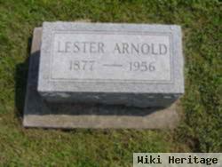 Lester Arnold