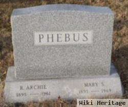 R Archie Phebus