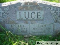 Lester L Luce